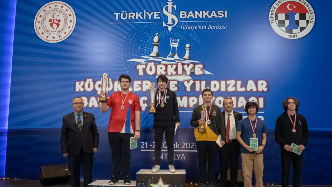 Öğrencimiz Umut TEMİZER Satrançta Türkiye 3.sü oldu.